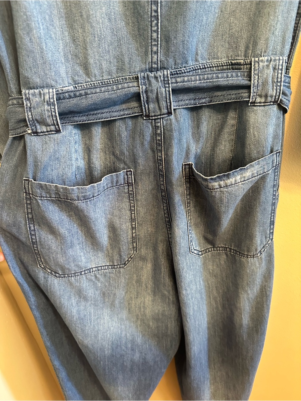&Denim Chambray Belted Wide Leg Jumpsuit Women's Medium Button Front Sz 8 - Picture 7 of 14